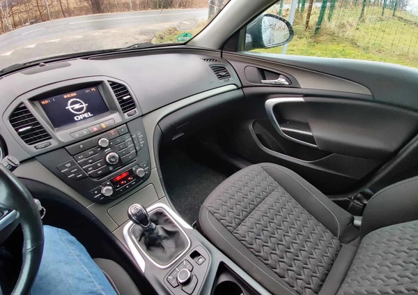 Opel Insignia cena 27500 przebieg: 181000, rok produkcji 2013 z Góra małe 16